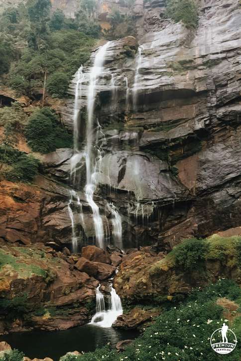 Bomburu Ella is truly a gorgeous waterfall.